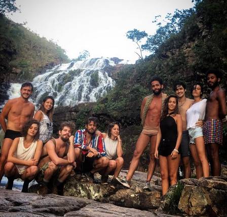 Atores globais posam pelados na Chapada dos Veadeiros, em Goiás