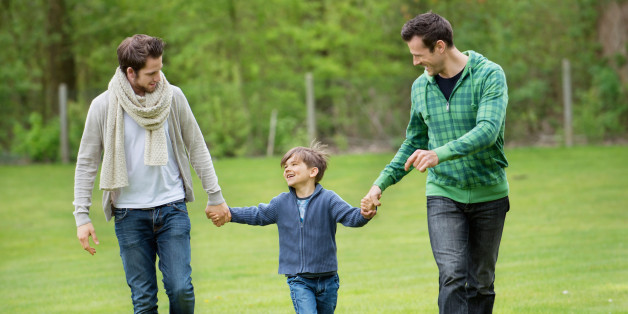 Famílias homoafetivas - formadas por casais gays ou lésbicas - têm direito a políticas públicas em Santa Catarina