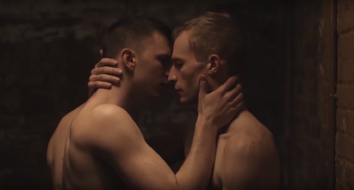 Lyon Hart lança clipe com casal gay em linda coreografia