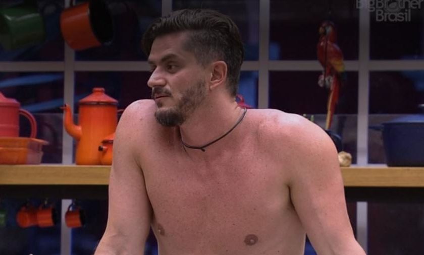 Marcos, do BBB17, diz que foi abusado sexualmente 