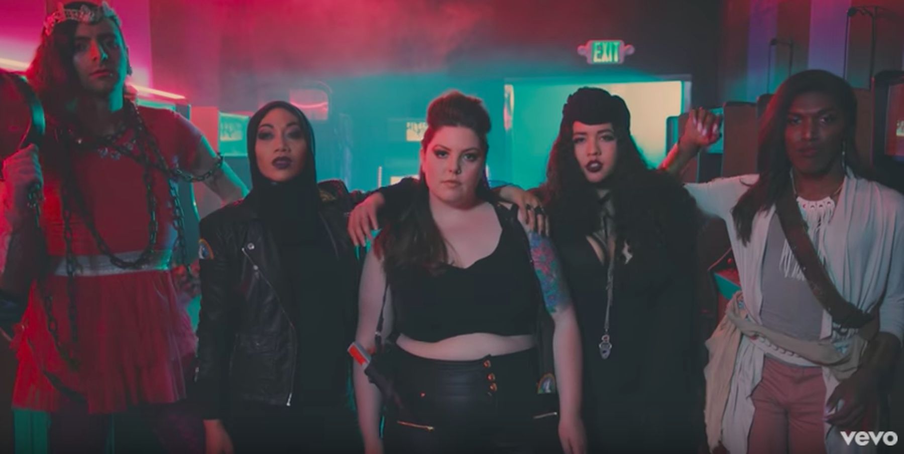 Lesbian power: Mary Lambert lança clipe de 'Know Your Name'