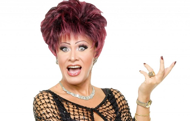 Nany People fará parte de sitcom de Tom Cavalcante. Na Inglaterra, drag queens ganharão curso em universidade