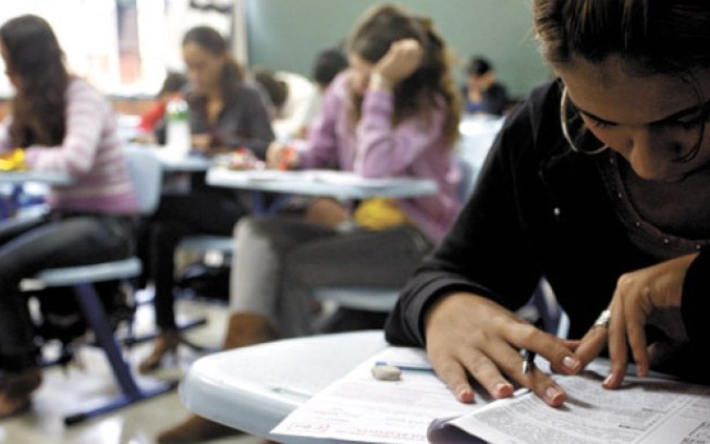 Conselho Nacional de Educação aprova uso de nome social para alunos transexuais menores de idade