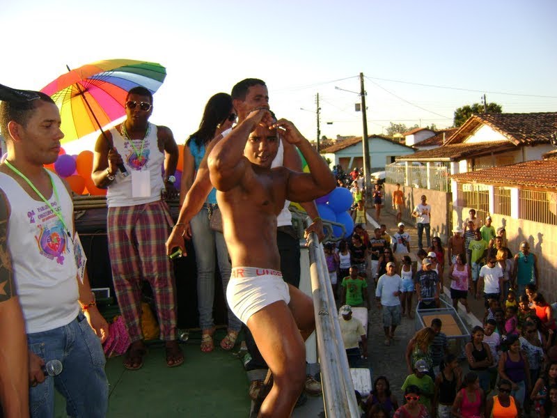 8ª Parada Gay da Cidade Baixa, em Salvador, acontece neste domingo 27