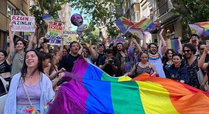 Pajubá: conheça gírias gays em várias partes do mundo - Guia Gay BH