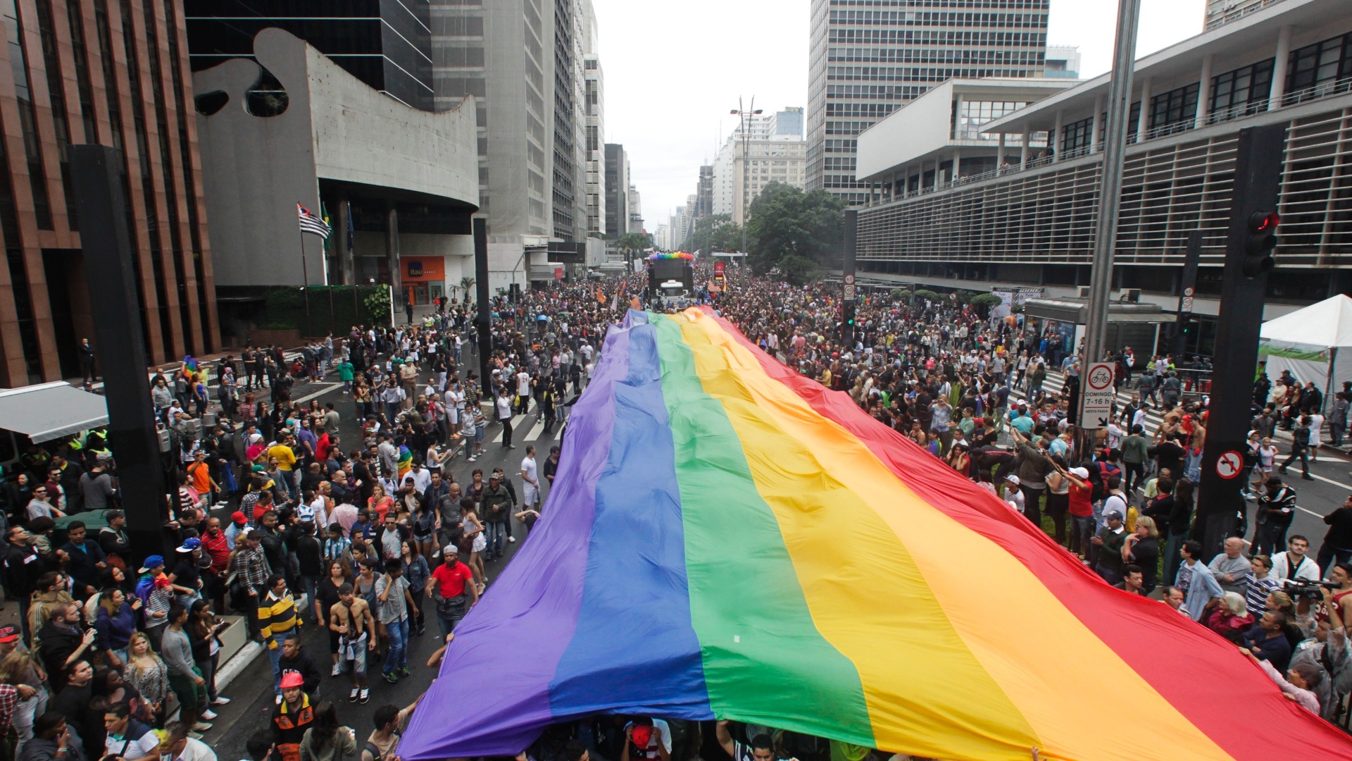 21ª Parada do Orgulho LGBT de São Paulo 2017 será em 18 de junho na Avenida Paulista