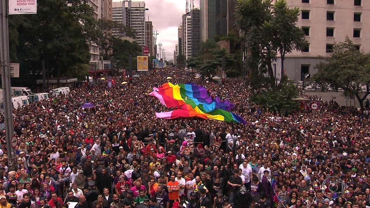 Ativista LGBTQIAP+ é ameaçado por grupo supremacista e tem endereço e dados  vazados: 'você será caçado' - Brasil - Extra Online