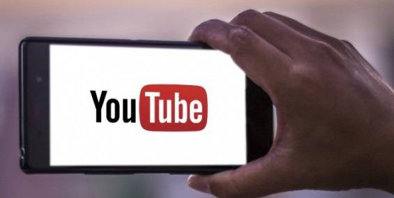 YouTube bloqueia conteúdo LGBT