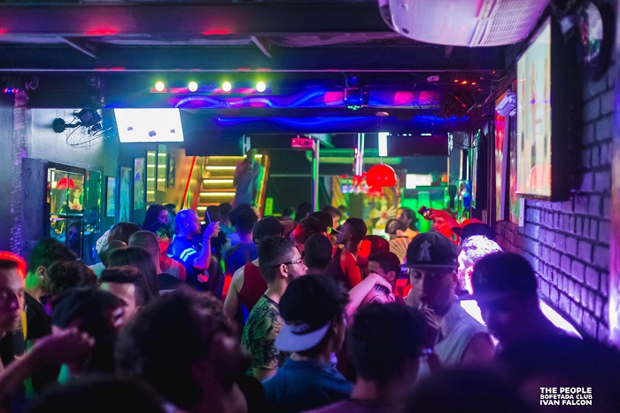 Terraço Club: lugares gays com karaokê em São Paulo