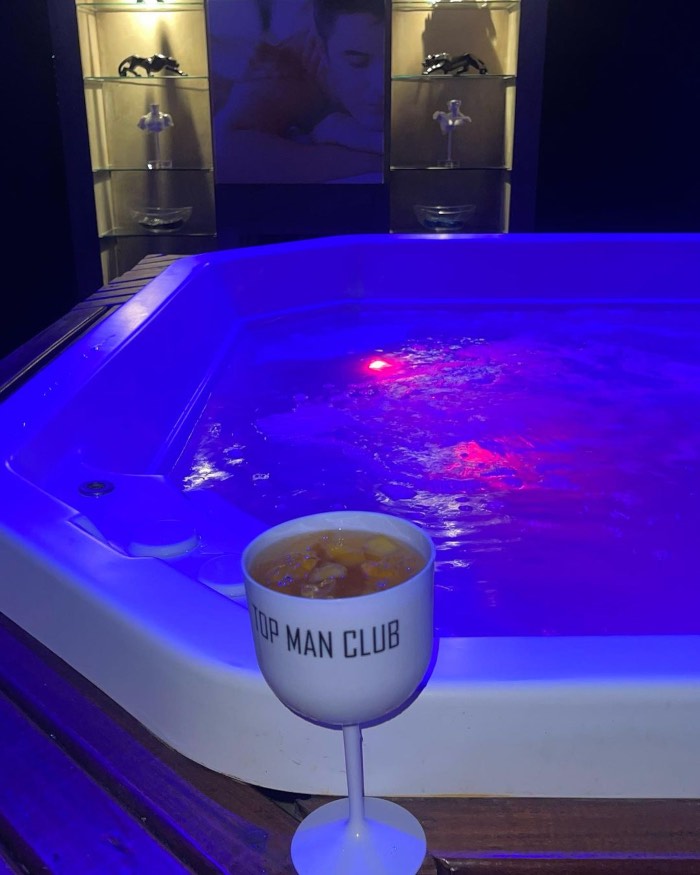 top man spa sauna club